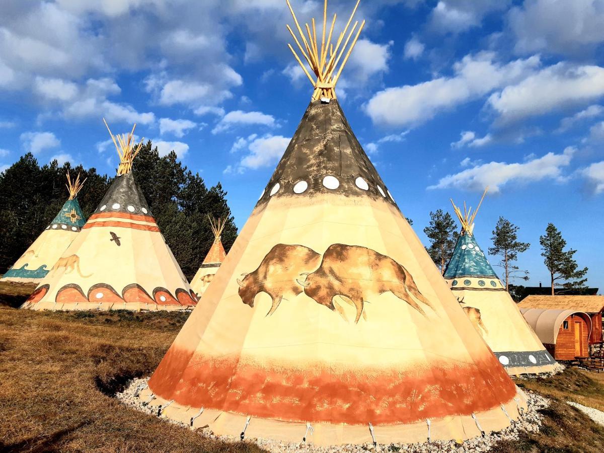 El Paso City, Zlatibor - Unique Wooden Cottages, Treehouse, Wild West Rooms, Accommodation 1-6 People Exterior photo