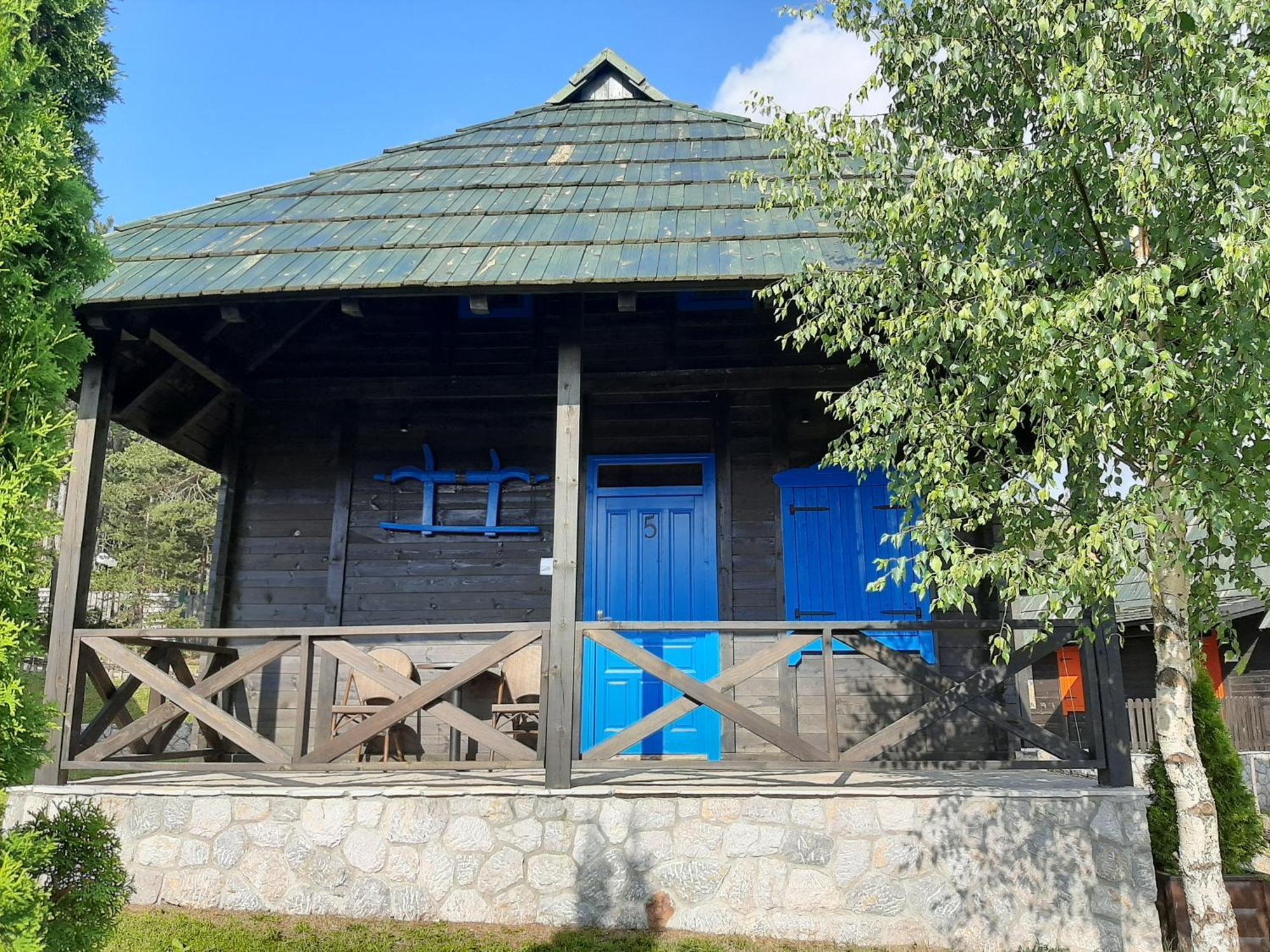 El Paso City, Zlatibor - Unique Wooden Cottages, Treehouse, Wild West Rooms, Accommodation 1-6 People Room photo
