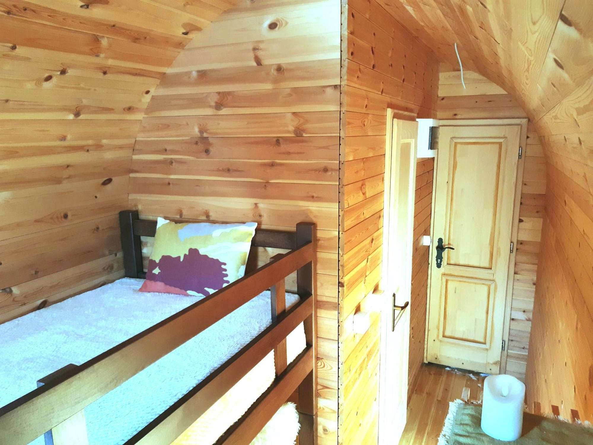 El Paso City, Zlatibor - Unique Wooden Cottages, Treehouse, Wild West Rooms, Accommodation 1-6 People Room photo